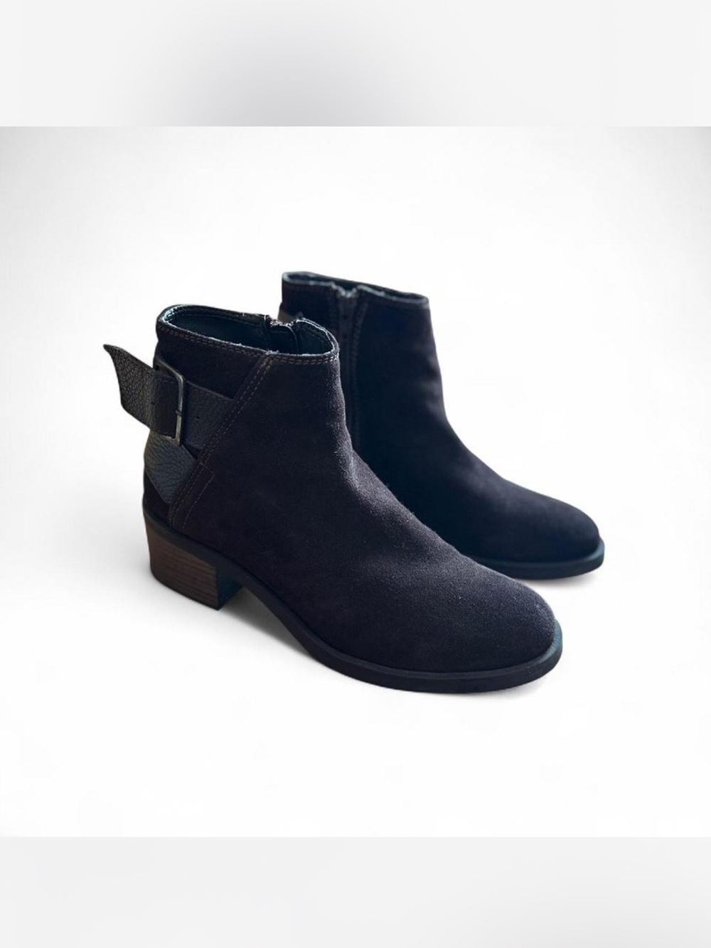 Clarks Suede Ankle Boot - Picture 3 of 7